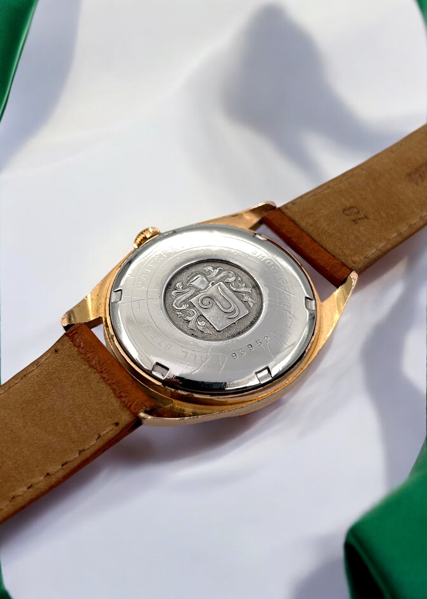 Couronne De Montre Yema Sous-marine 8716 - Plaquée - Pour Pièces Ou Réparation - Occasion