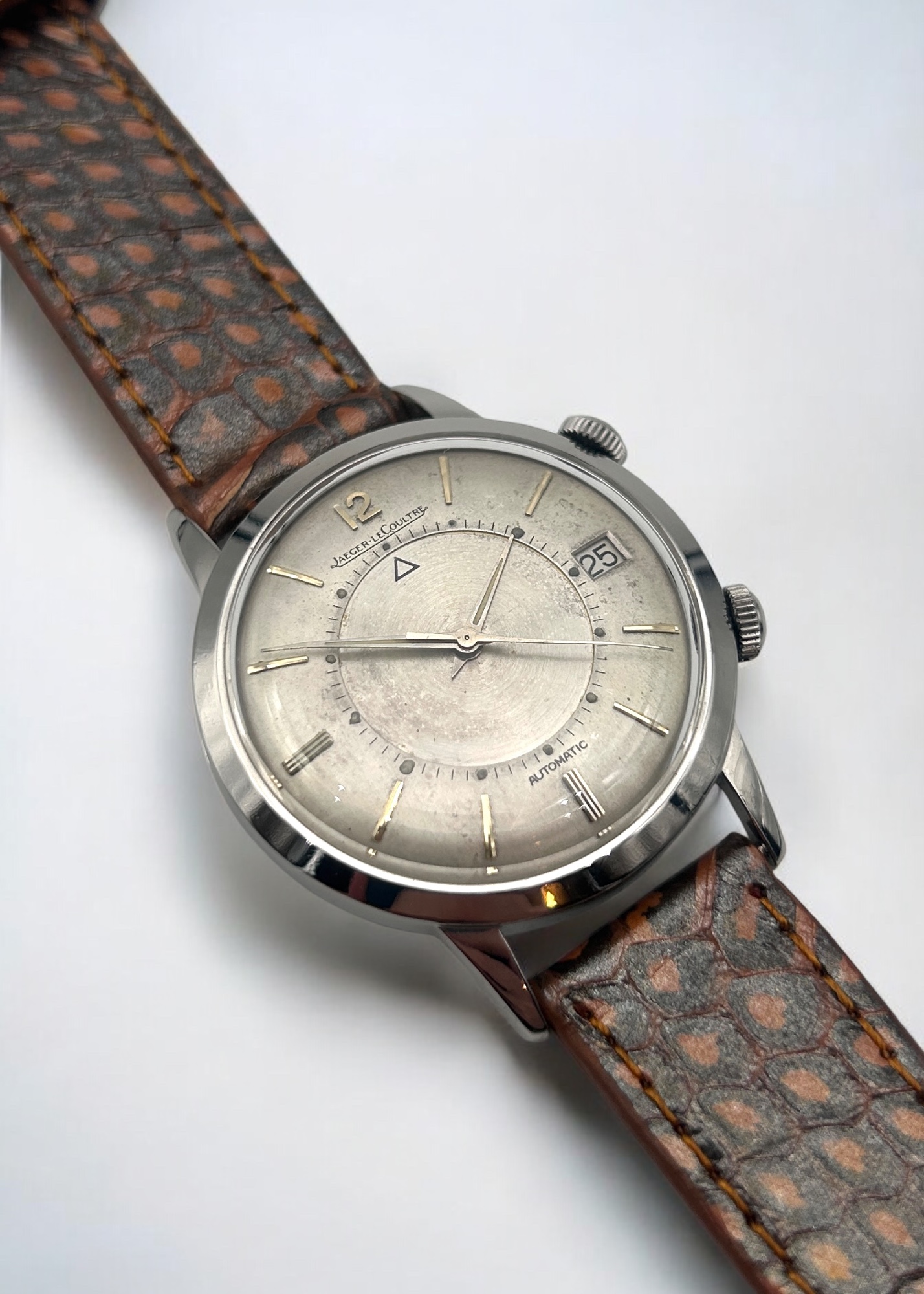 Jaeger-LeCoultre Memovox