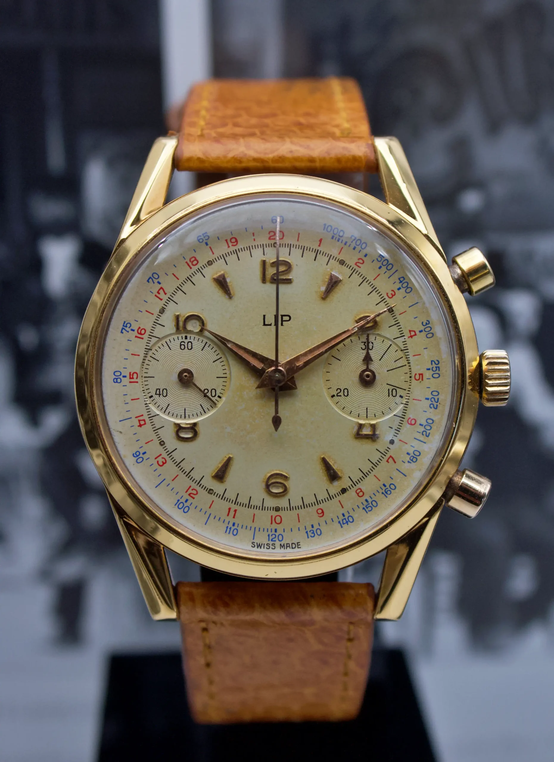 LIP Chronographe – Calibre R106